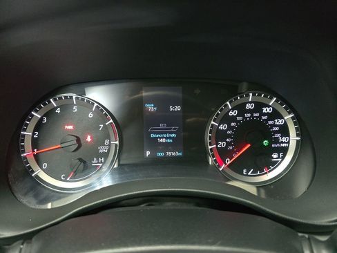Used 2020 Toyota Highlander L AWD/4WD image 21