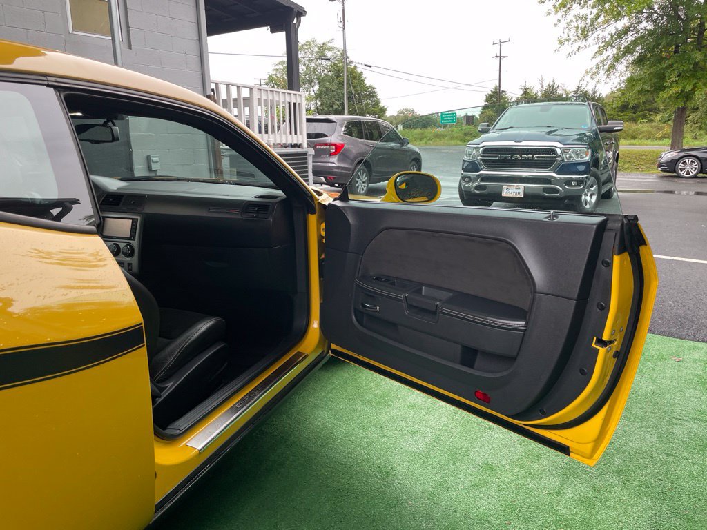 Used 2012 Dodge Challenger SRT8 Yellow Jacket w/ Premium Sound Group RWD image 37