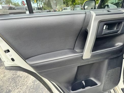 Used 2013 Toyota 4Runner Limited AWD/4WD image 29