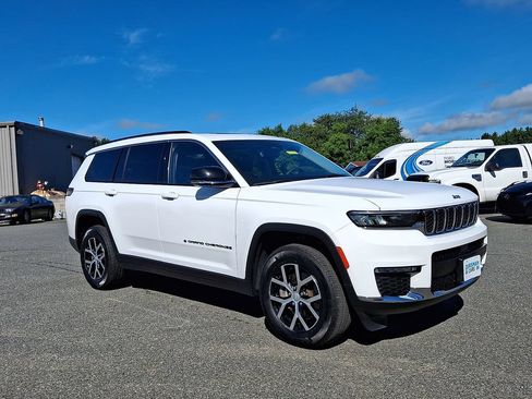 Used 2023 Jeep Grand Cherokee L Limited w/ Trailer Tow Group (B) AWD/4WD image 1