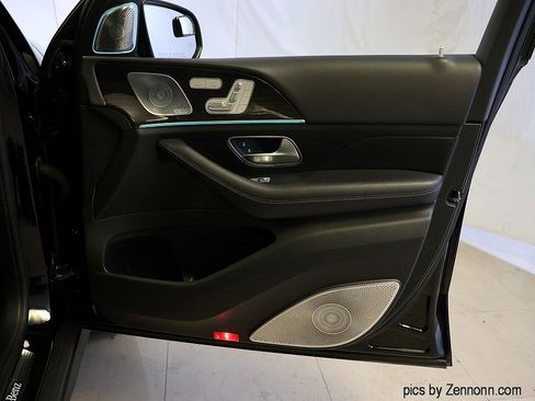 Used 2020 Mercedes-Benz GLS 450 4MATIC image 37