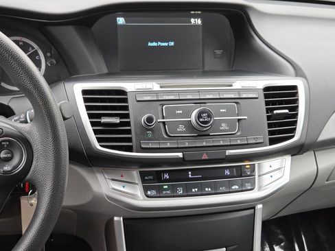 Used 2014 Honda Accord LX image 31