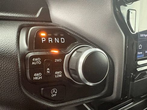 Used 2024 RAM 1500 Big Horn AWD/4WD image 26