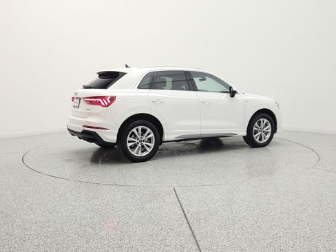 Used 2023 Audi Q3 2.0T Premium Plus w/ Premium Plus Package AWD/4WD image 5