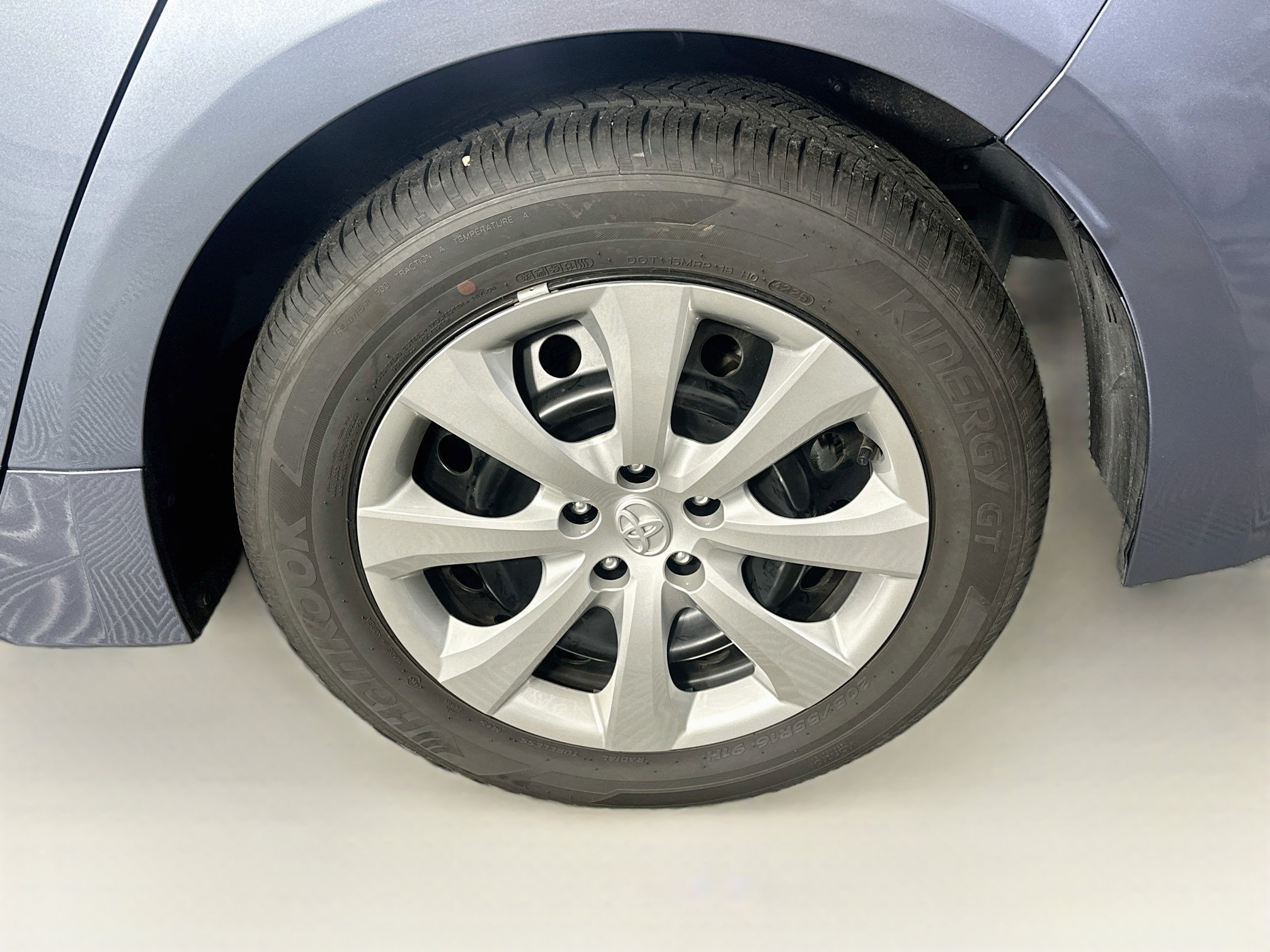 Used 2026 Toyota Corolla LE FWD image 11