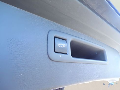 Used 2020 Toyota Highlander Limited AWD/4WD image 12