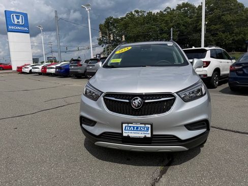 Used 2022 Buick Encore Preferred w/ Safety Package AWD/4WD image 8