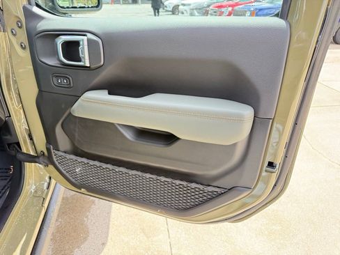 New 2026 Jeep Gladiator Mojave AWD/4WD image 22