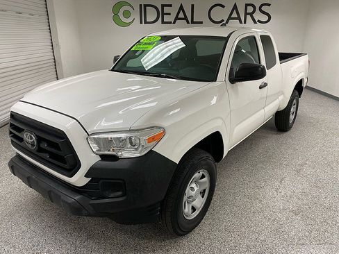 Used 2021 Toyota Tacoma SR image 1