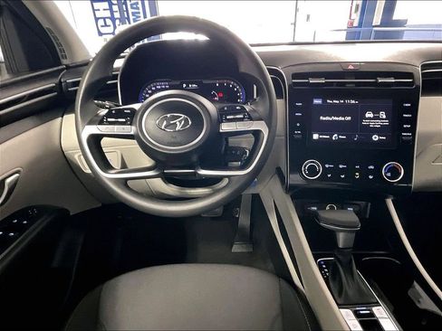 Used 2024 Hyundai Tucson SE AWD/4WD image 17