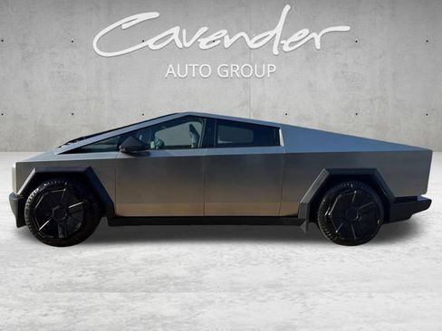Used 2024 Tesla Cybertruck AWD Crew Cab image 13