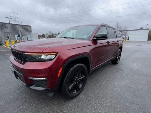 Used 2023 Jeep Grand Cherokee L Limited w/ Luxury Tech Group II image 5