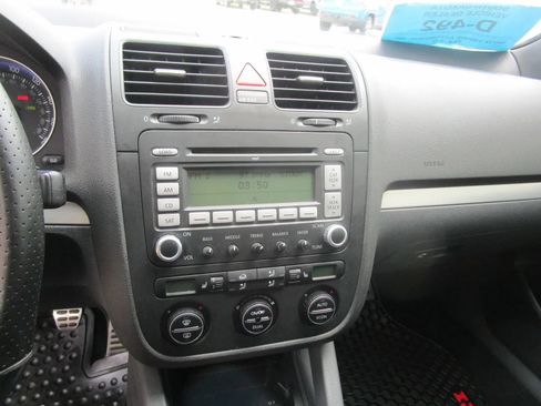 Used 2007 Volkswagen GTI 4-Door FWD image 15