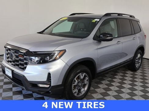 Used 2022 Honda Passport TrailSport image 4