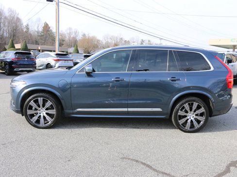 Used 2021 Volvo XC90 T8 Inscription image 2