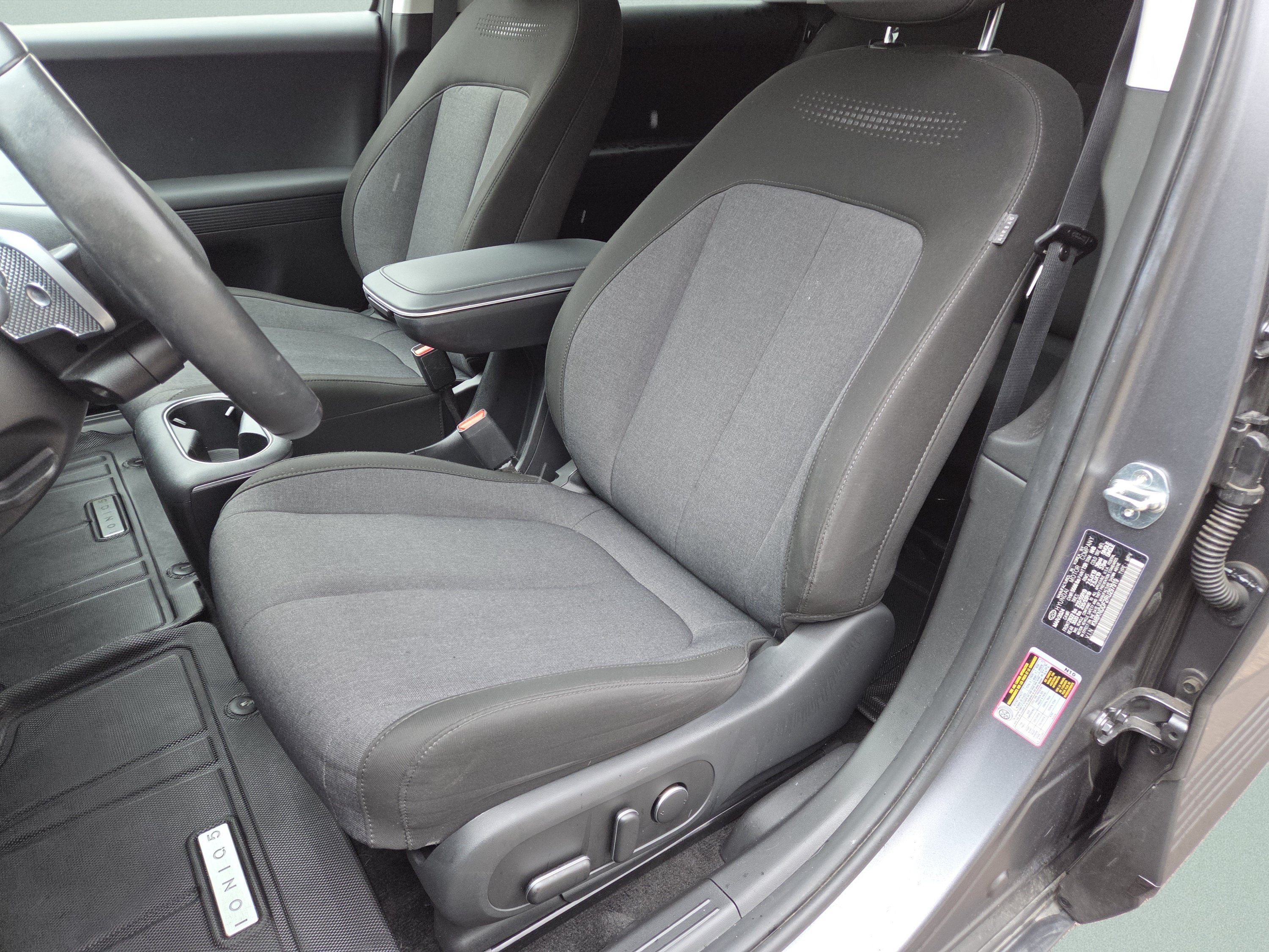 Used 2024 Hyundai Ioniq 5 SEL AWD/4WD image 6