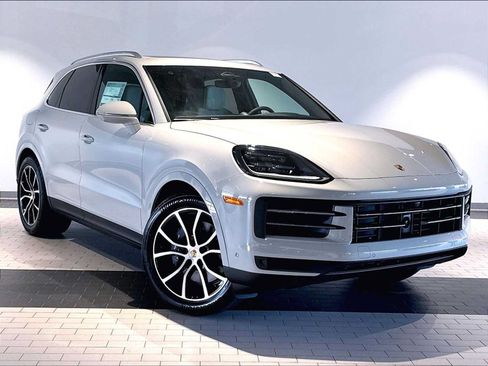 New 2026 Porsche Cayenne AWD/4WD image 9