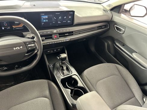 Used 2025 Kia K4 FWD image 22