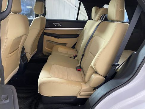 Used 2016 Ford Explorer 4WD image 13