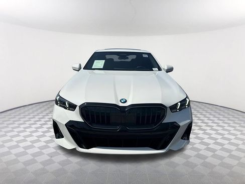 Used 2026 BMW 530i w/ M Sport Package RWD image 2