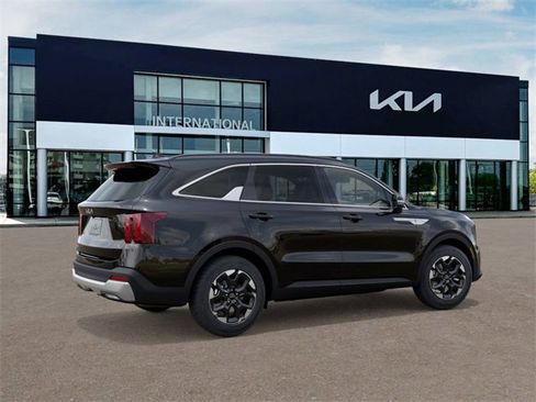 New 2026 Kia Sorento S image 6