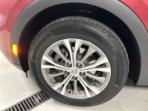 Used 2023 Buick Envision Preferred image 9