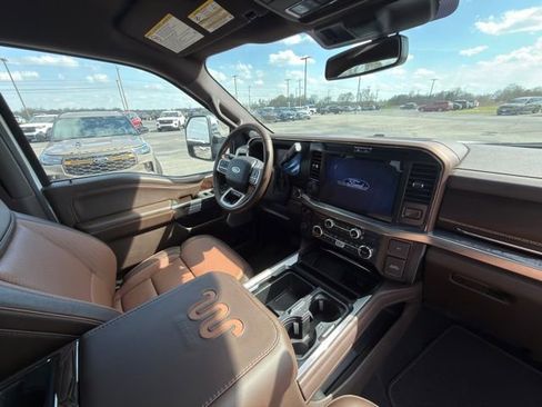 New 2026 Ford F250 King Ranch w/ Chrome Package AWD/4WD image 26