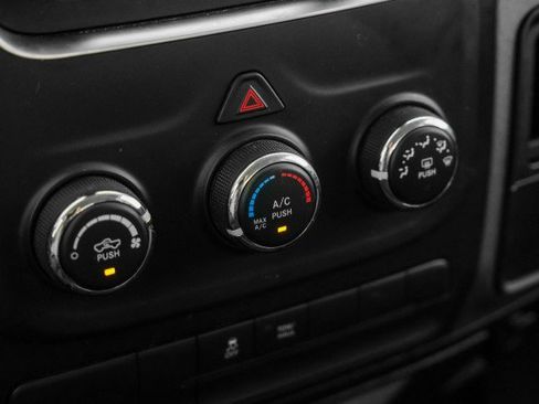 Used 2020 RAM 1500 Tradesman w/ Chrome Plus Package image 23