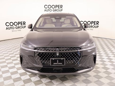 Certified 2025 Lincoln Nautilus Premier w/ Equipment Group 102A image 10