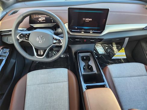 New 2026 Volkswagen ID.4 Pro image 2