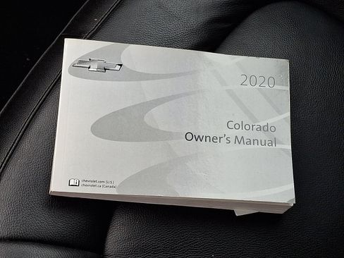 Used 2020 Chevrolet Colorado Z71 image 26