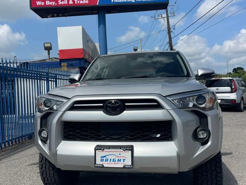 Used 2021 Toyota 4Runner SR5 Premium w/ Moonroof Package RWD image 1