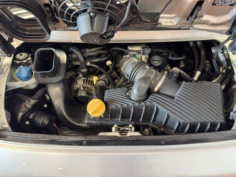 Used 2001 Porsche 911 Cabriolet image 32