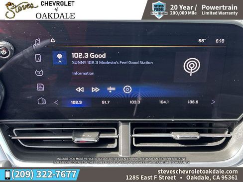 Certified 2024 Chevrolet Trax LT w/ Sunroof Package image 17