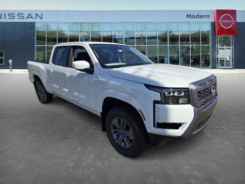 New 2026 Nissan Frontier SV w/ Tow Package image 3