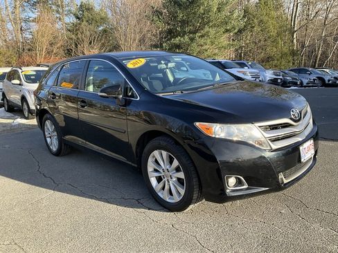 Used 2013 Toyota Venza LE image 3