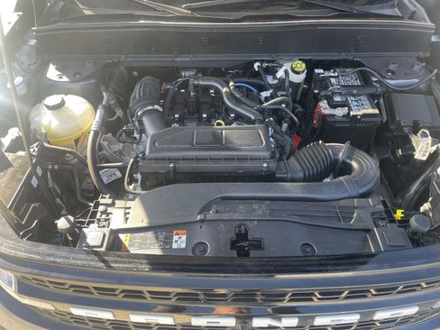 Used 2025 Ford Bronco Sport Outer Banks w/ Outer Banks Tech Package+ image 32