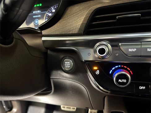 Used 2022 Kia Telluride SX w/ Nightfall Edition Package image 29