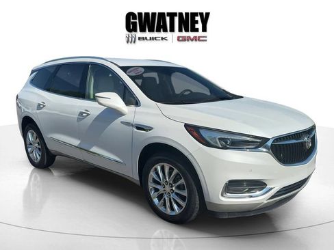 Used 2020 Buick Enclave Premium w/ Surround and Sites Package FWD image 3