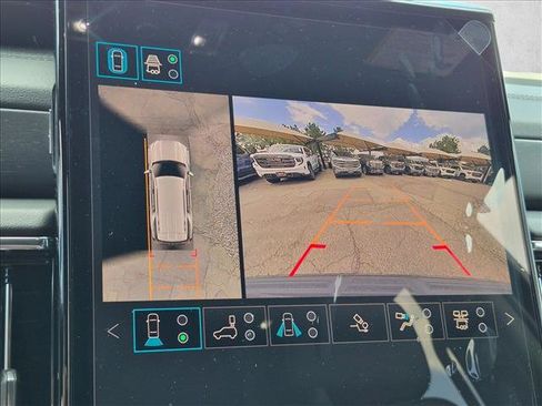 New 2026 GMC Yukon Denali w/ Denali Reserve Package AWD/4WD image 12