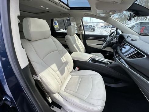 Used 2023 Buick Enclave Essence w/ Experience Buick Package image 30