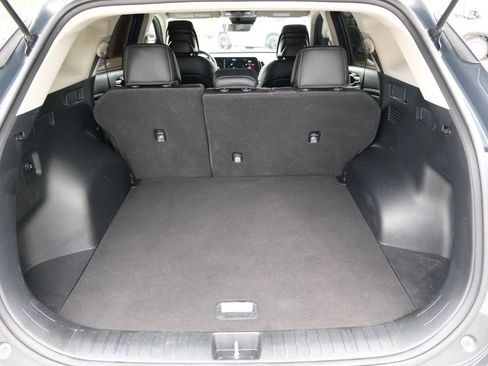Used 2024 Kia Sportage EX FWD image 33