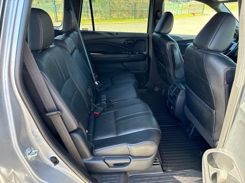 Used 2023 Honda Passport TrailSport image 10