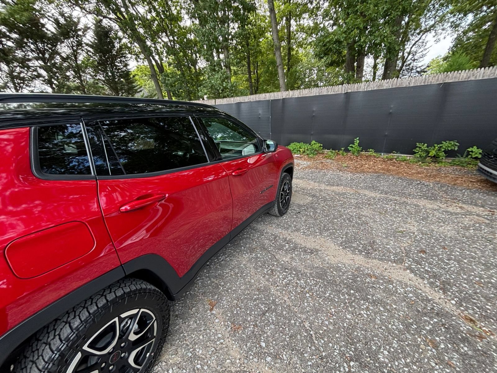 Used 2025 Jeep Compass Trailhawk AWD/4WD image 12