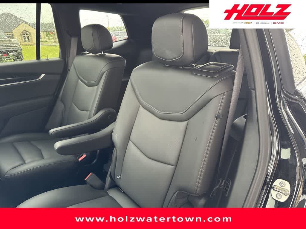 Certified 2024 Cadillac XT6 Premium Luxury w/ LPO, Floor Liner Package AWD/4WD image 24
