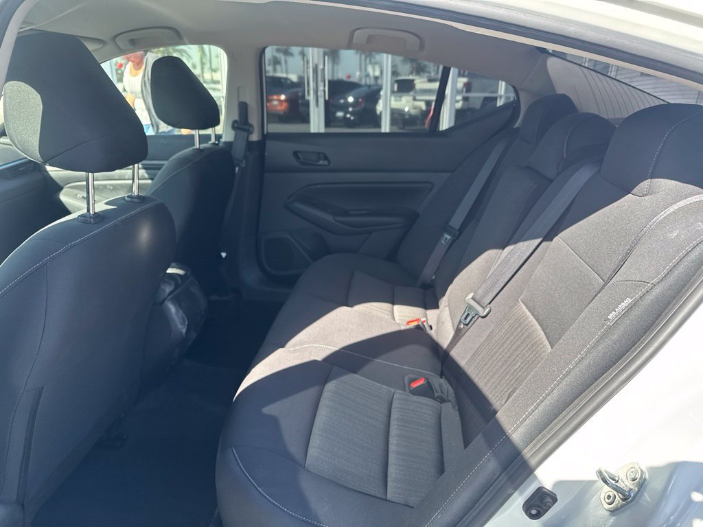 Used 2025 Nissan Altima 2.5 S FWD image 11