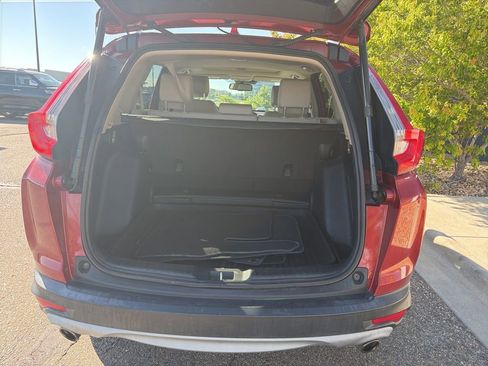 Used 2018 Honda CR-V Touring image 6