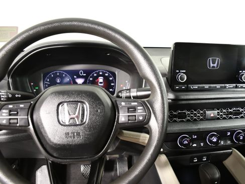 Certified 2025 Honda Accord LX image 16