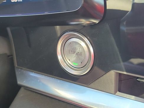 Used 2022 Chevrolet Corvette Stingray Preferred Cpe w/ Z51 Performance Package RWD image 12