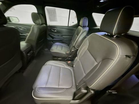 Used 2023 Chevrolet Traverse Premier w/ Redline Edition image 28
